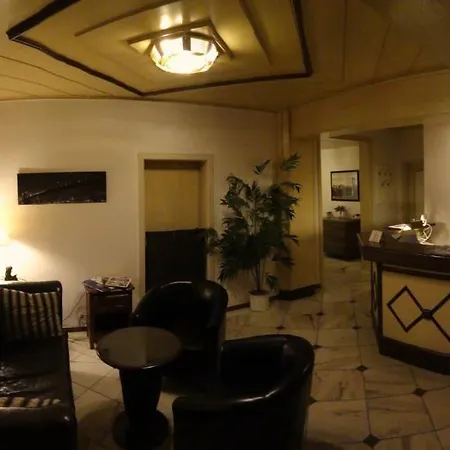 Am Markt Hotel 3*